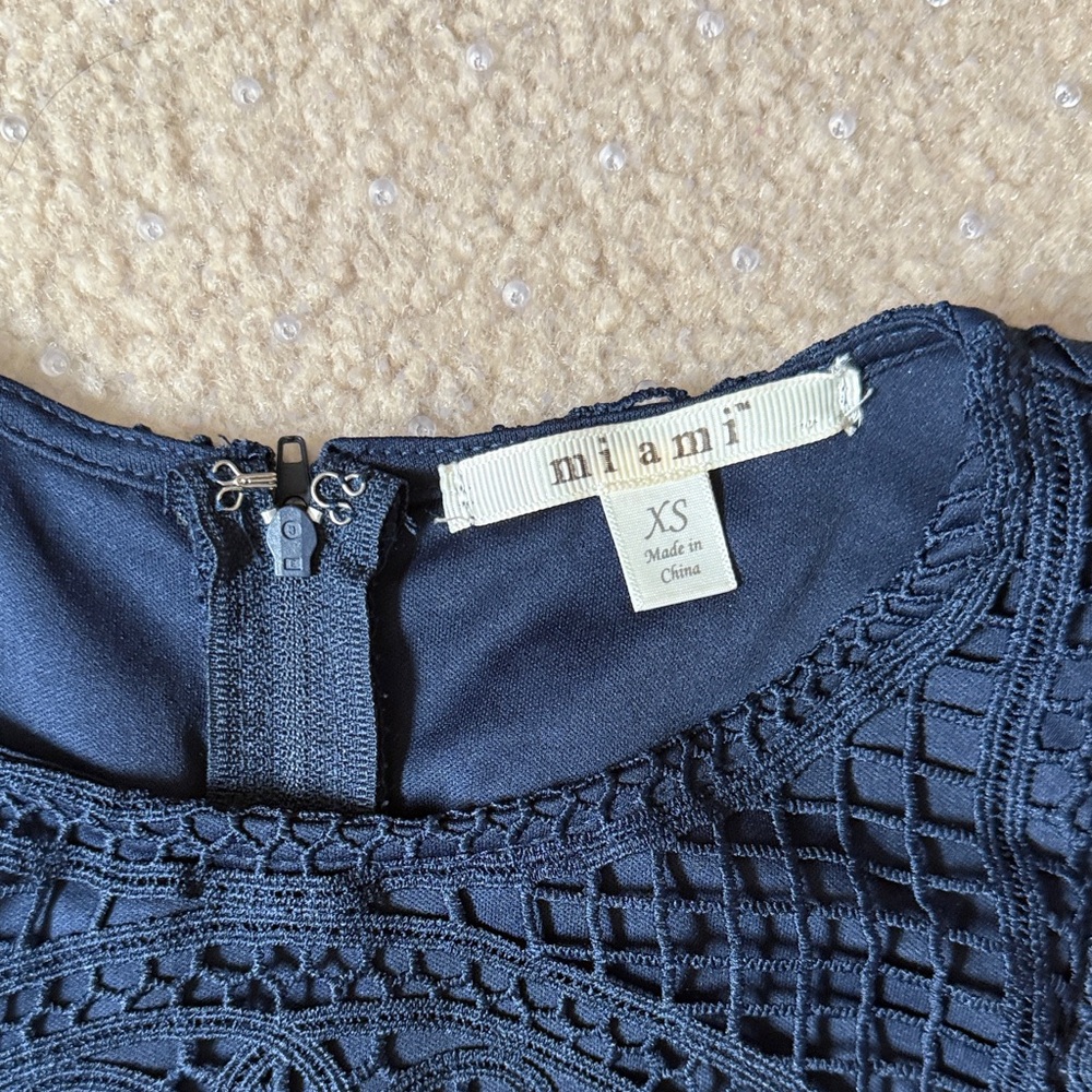 Chic Navy Lace Midi Dress - Picture 3 of 5